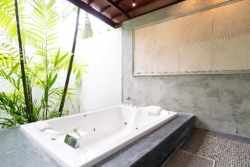 Jacuzzi Villa at Apsara Khao Lak Beachfront